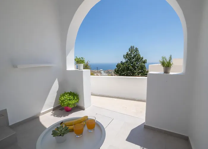 Andreas Hospitality Fira (Santorini)