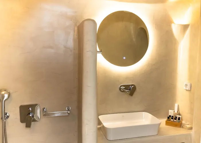 Апартаменты Andreas Hospitality