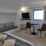 Andreas Hospitality Fira (Santorini)