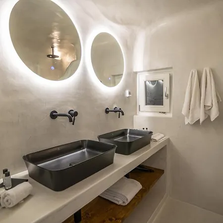 Andreas Hospitality * Fira (Santorini)